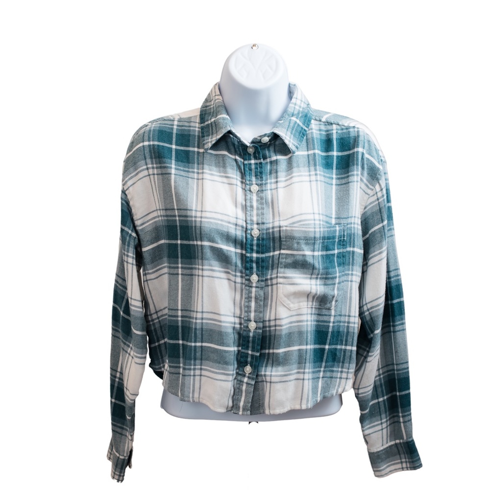 American Eagle Cropped Plaid Flannel Top